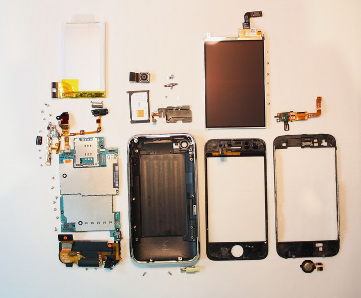 iphone-3g-s-fully-disassembled2