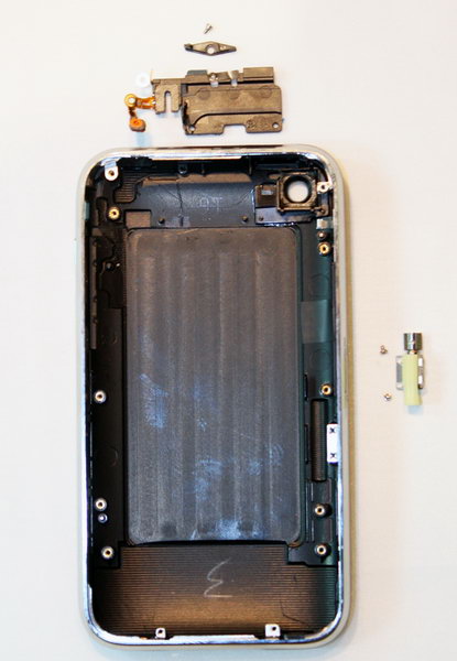 iphone-3g-s-misc-removal1